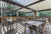 Hôtel Corniche du Liouquet Hotel di Saint-Cyr-sur-Mer