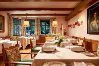 Tennerhof Luxury Chalets - breakfast