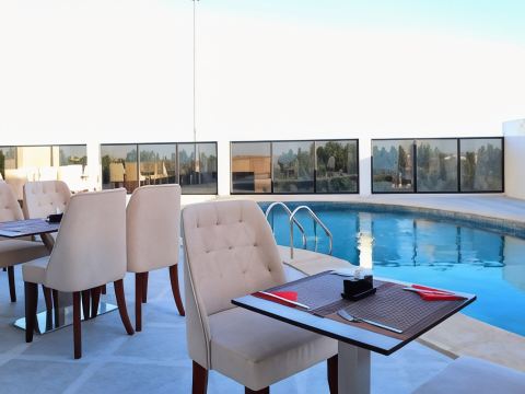 Five Seasons Hotel