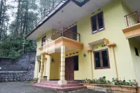 Villa Handayani Songgoriti RedPartner Hotell i Songgokerto