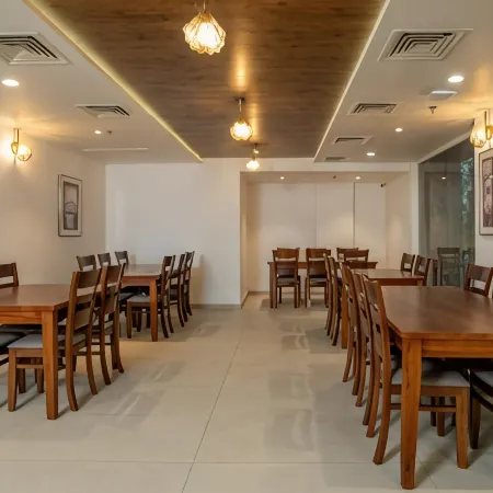The Trios Hotel Kochi Отели рядом с достопримечательностью «Марин Драйв»