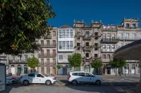 Como en Casa的Bow Homes
