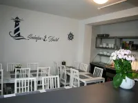 Hotel am Seehafen - Hosteller