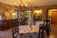 Casa Rural As Bentinas Hotels in Teo