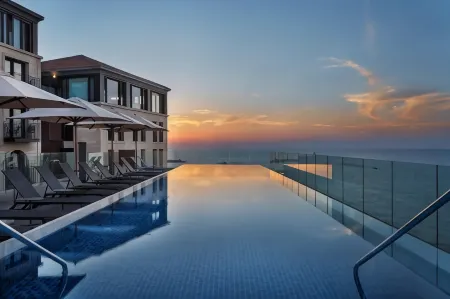 The Setai Tel Aviv, a Member of the Leading Hotels of the World Отели рядом с достопримечательностью «Музей Зала Независимости»