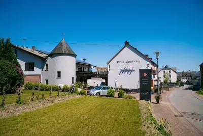 Hotel Moselsteig Hotels near Golden Nugget