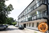 Adler Apartments Các khách sạn gần Pabianice Museum