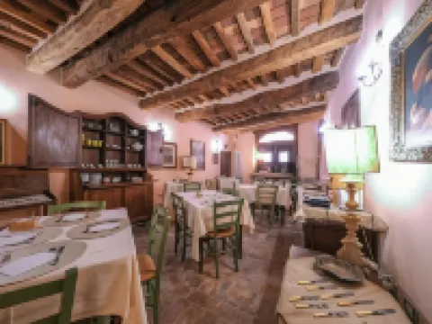 Antica Dimora Leones Hotels in Palaia