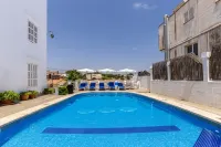 Hostal Residencia San Francisco - Swimmingpools