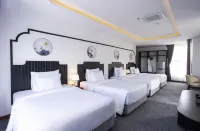 Sandals Everyday Hotel - parking