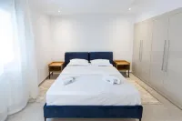 Sunset 201: Luxury 2Bds with Gym