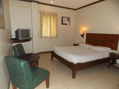 Mo2 Days Inn Hotels near Kinutkot Resort