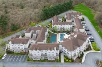 Avia Residences on Research - Extended Stay Hotels in Westborough