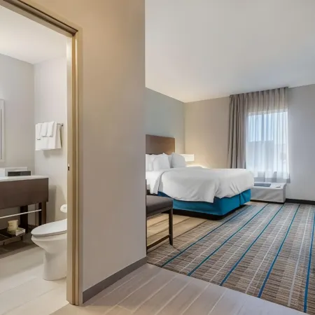 MainStay Suites Bricktown - Near Medical Center Отели рядом с достопримечательностью «Конгресс-центр Cox»
