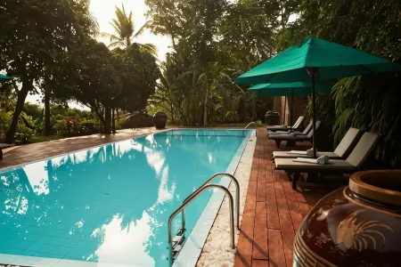 Villa Space Отели рядом с достопримечательностью «Унаватуна»