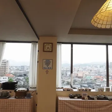 Omura Yasuda Ocean Hotel Отели рядом с достопримечательностью «Ōmura-kō»