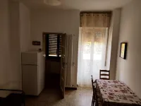 18 Minuten mit Zug vom Milano Entfernt. 2-zimmer-apartment mit 2 Balkon Hotel a Seregno