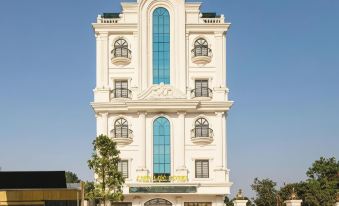 Chin Luc Hotel