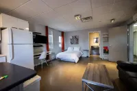 Le Chic-Urbain Hotels in Noranda