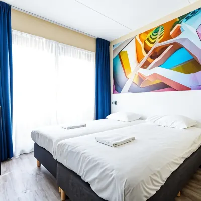 BUD Gett Hostels Hoteles cerca de Synagogue Groningen