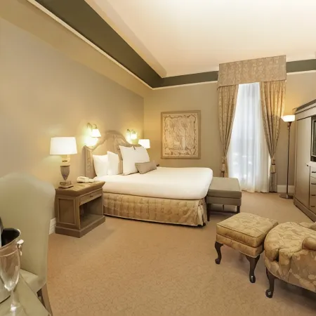 Old Mill Toronto Hotel