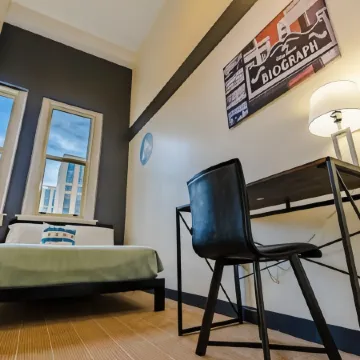 HI Chicago Hostel