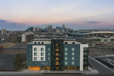 Courtyard by Marriott Denver Downtown West Hotels in Denver