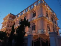 Raj Rajeshwari Haveli Hotels in Khatipura