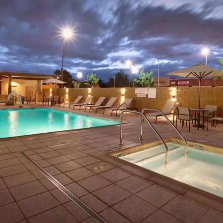 Courtyard Phoenix Mesa Gateway Airport