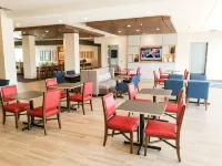 Holiday Inn Express & Suites Charlotte NE - University Area