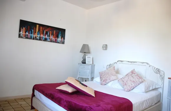 羅亞爾河橋邊酒店