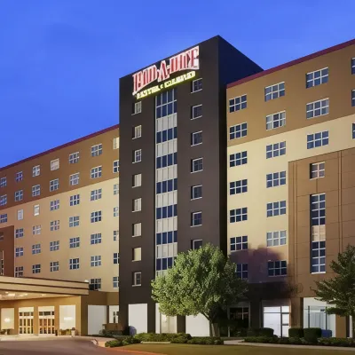 PAR-A-Dice Hotel and Casino Hotels near Bradley University