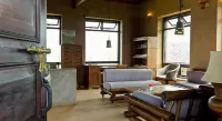 Hananoie-A Permaculture Resort فنادق في Lumle