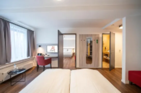 エデン ホテル フルー アム ドム