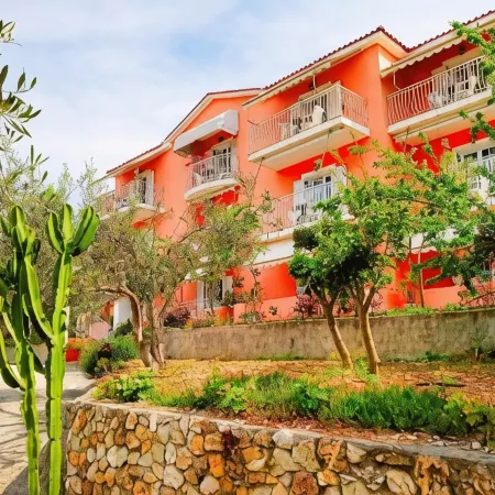 Oskars Studios & Apartments