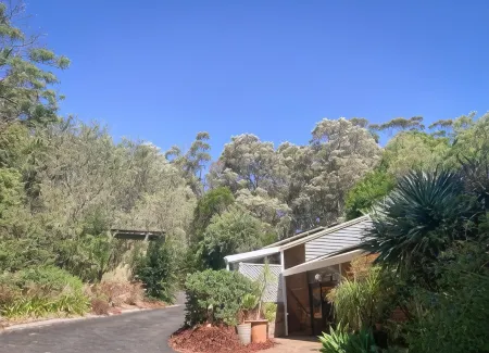 Edge of the Forest Motel Отели в г. Burnside