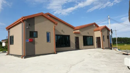 Goseong Dongho Pension Отели в г. Косон