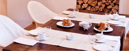 Konventchen Отели рядом с достопримечательностью «F.a.n. Frankenstolz Arena»