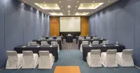 Real Inn San Luis Potosi - Parkplatz