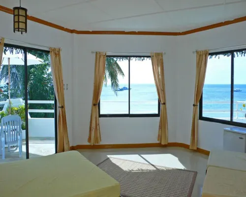 Isis Bungalows Kamar Photos
