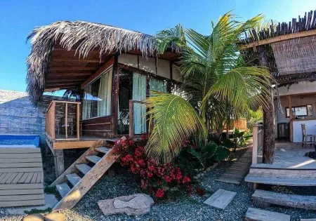 Beach lodging in Mancora -Peru, sun all year round. Отели в г. Манкора