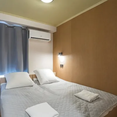 Drop Inn Hotels near Halal