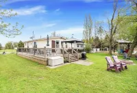 Lakefront w/Incredible Sunsets/3 Br/Pets Welcome/All Season/Near Rock Point PP