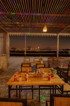 Hang Múa Lucky House