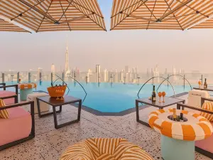 SLS Dubai Hotel & Residences