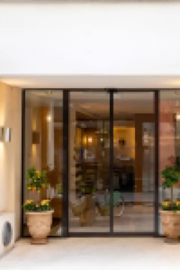 Hôtel le Colisée Hotels near Champs-Elysees