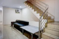 Hotel O Medan City Center Plaza Medan Fair - 6 Hour Stay - ห้องครัว