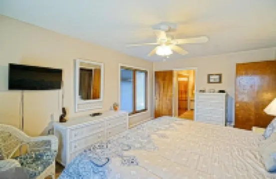 Lewes Beach Retreat 2 Minute Walk to Bay!