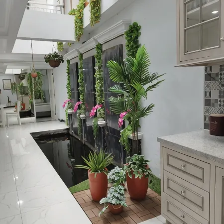 Nest Residence