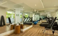 Crystal Kuta Hotel - gimnasio